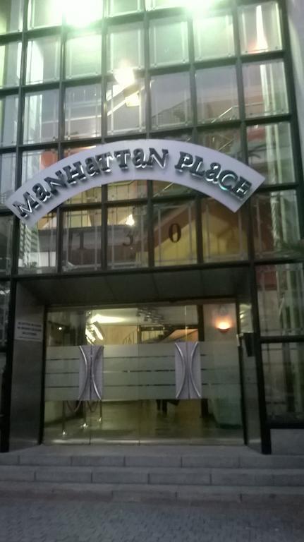Manhattan Place Кейптаун Номер фото